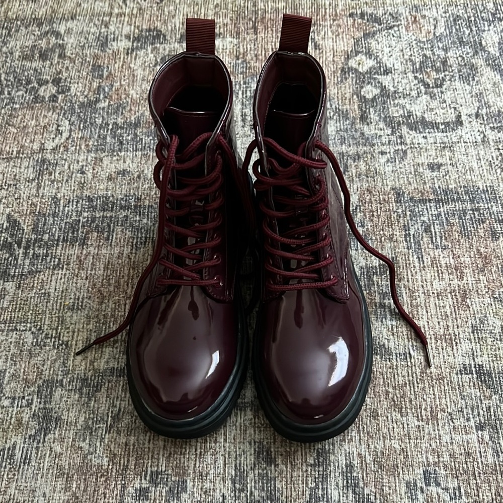 Terranova women’s combat boots size 5.5